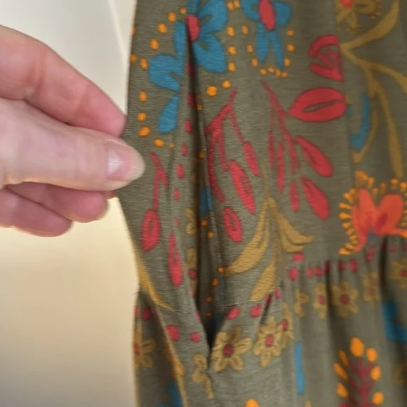 Easel Loose fit RUFFLE dress. Small. NWT pockets - Picture 4 of 8